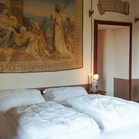 Red Palazzo Fossanova Guest house Priverno