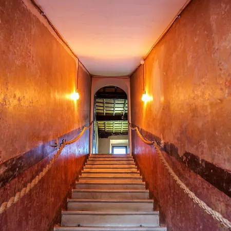 Red Palazzo Fossanova Guest house Priverno