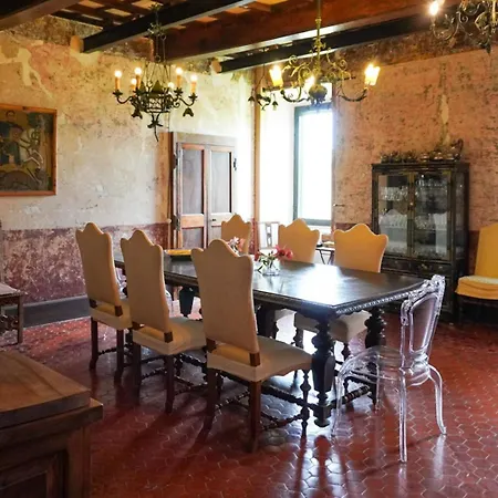 Red Palazzo Fossanova Priverno
