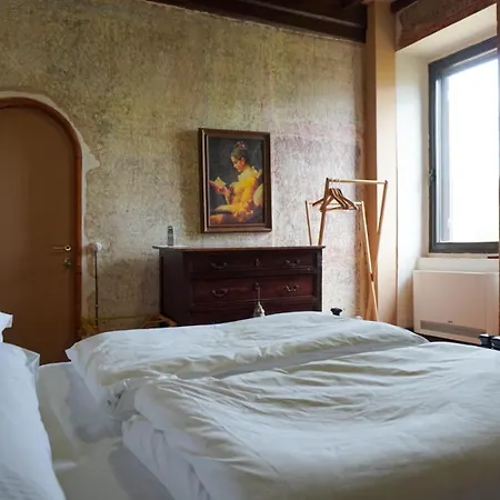 Guest house Red Palazzo Fossanova