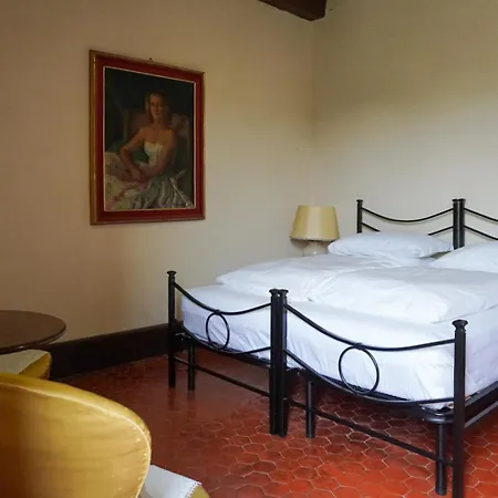 Red Palazzo Fossanova Guest house Priverno