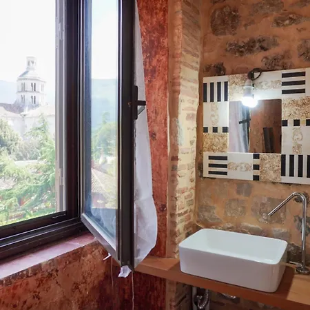 Maison d'hôtes Red Palazzo Fossanova Priverno