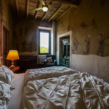 Red Palazzo Fossanova Guest house Priverno